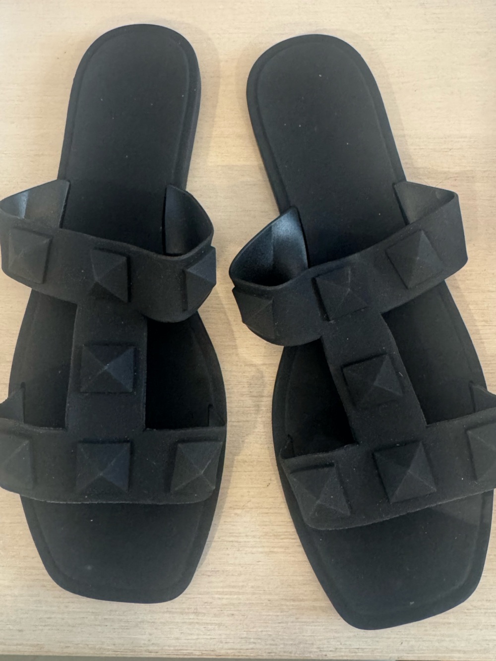 Valentino  -esque Black Slides Sandals Shoes w/ Pyramid Studs Match Your Bag!!